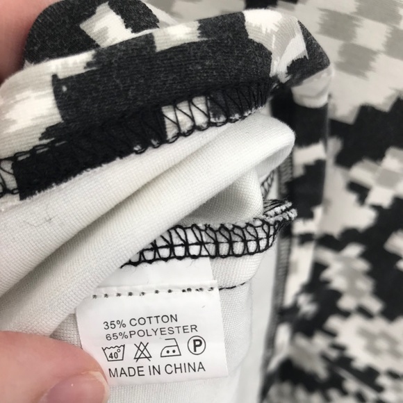 PAPER PLANES Dress A Line w Geometric Print - Picture 5 of 6